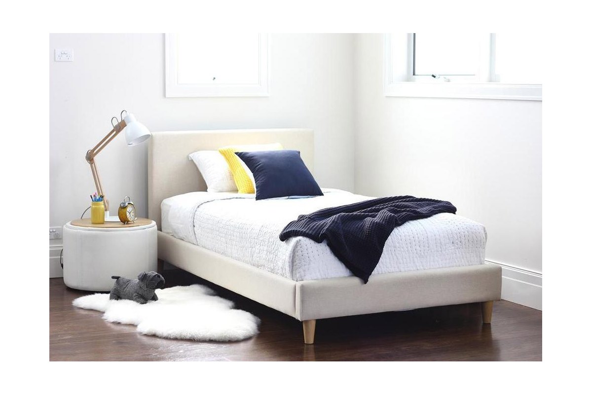 Carlo - tapicerowane łóżko w stylu skandynawskim